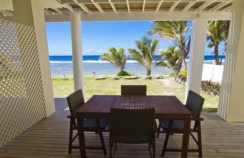 Matavera Villa | Stylishly Designed With A Romantic Seaside Location Villa