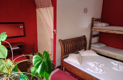 Bairro da Enseada Bed & Breakfast | Suíte 1 com piscina e wi-fi em Caraguatatuba