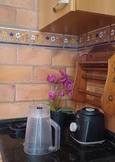 Campinas House | Suíte privativa em casa de família - ENTRADA INDEPENDENTE - a tranquilidade - conforto e privacidade que vc procura - super limpinha com cozinha em BARÃO GERALDO- perto de tudo e sossego total