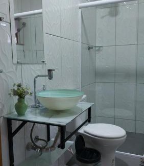 Sao Lucas House | Suítes da Rô - hospedaria familiar diária e temporada