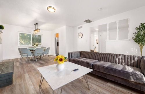 Rancho Cordova House | Sub URBAN 4 BD Home/POOL/GAME Near RIVER & TRAIL