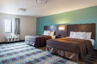 Monaca Hotel | Suburban Studios Monaca - Pittsburgh