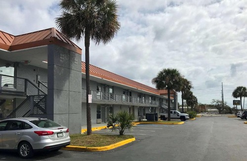 North Charleston Hotel | Suburban Studios North Charleston I-526