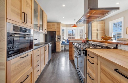 Lamoine House | Sugar Maple Farm near Acadia, Bar Harbor with FirePit, Large Deck