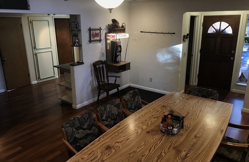 Twain Harte Cabin | Sugar Pine Cabin - Book the Holidays early, the perfect family cabin!