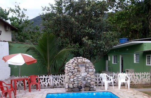 Lazaro House | Suite with 02 bedrooms, bathroom and kitchen, domestic utensils