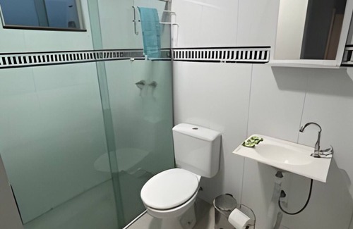 Ipiranga Apartment | Suite 6 · Suíte Confortável 3 Camas Solteiro VI
