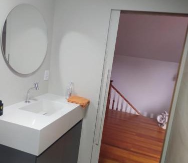 Monte Verde House | Suite com Varanda