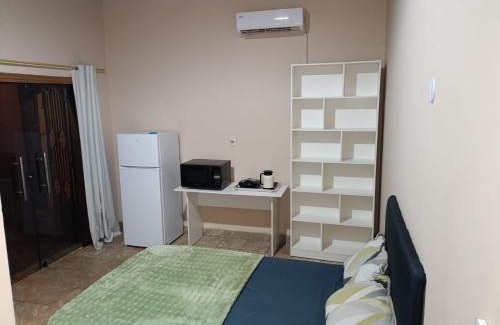 Ciudad Del Este House | Suite con baño privado