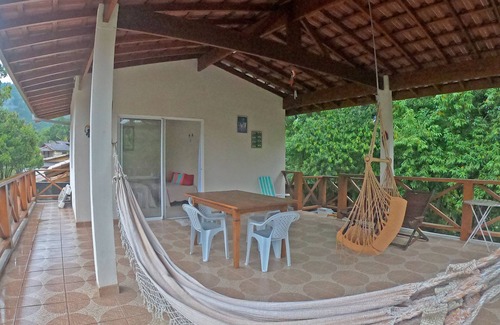 Agua Branca Ski Chalet | Suite in a quiet neighborhood with an excellent location.