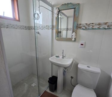 Ilhabela Historical Center House | Suite Mar