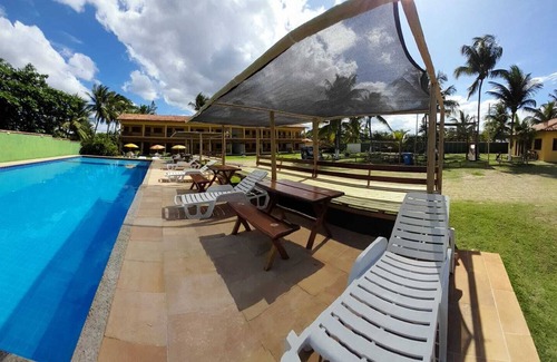 Canavieiras Apartment | Suite on the seafront with air conditioning and crystal-clear swimming pool.