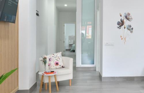 Cruce de Arinaga Apartment | Suite Orquídea