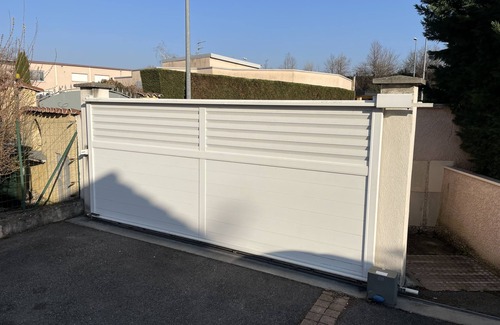 Genas House | Suite Parentale Avec Douche et Toilettes Privées Attenant. A 5 Minutes Deurexpo