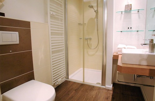Hage Hotel | Suite-Royal-Private Bathroom-Terrace-#15