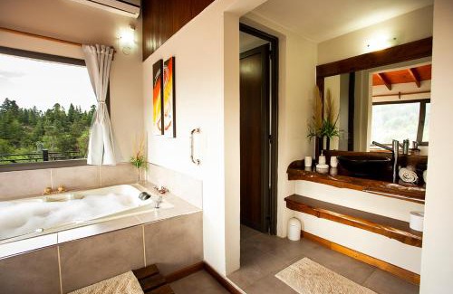 La Cumbrecita Bed & Breakfast | SUITES ALITHUÉ