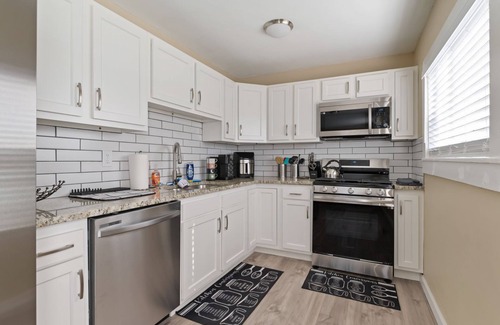 Pomerene House | Suites on San Pedro - Unit A