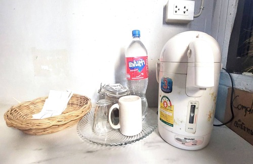 Dok Mai Apartment | Sukhum Mega Bangna Guest House