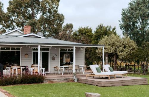 McLaren Vale House | SULTANA - Maximalist Accommodation