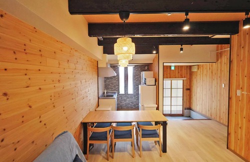 Sumiyoshi House | Sumiyoshi Kaze Home - Traditional Retreat and Remote Work 5min Sacred Shrine