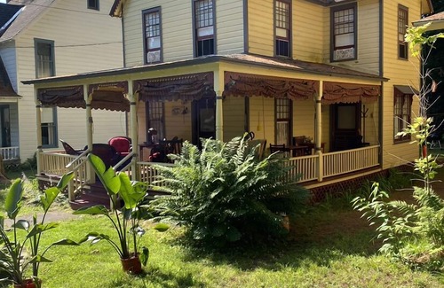 Northville Cottage | Summer Cottage in Historic Sacandaga Park.