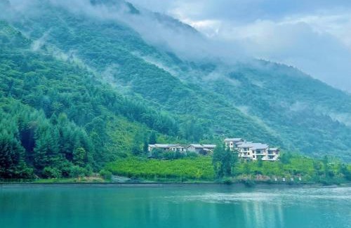 Wenchuan Hotel | Summergarden Hotel