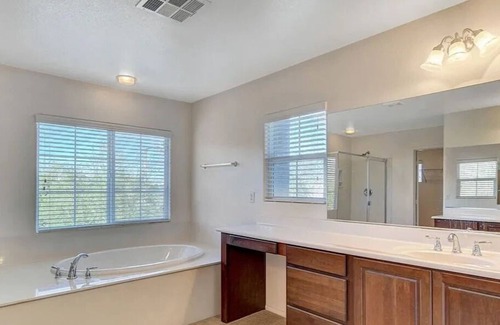 Summerlin South House | Summerlin home w/ mountain vistas! Close to Red Rock and Downtown Summerlin