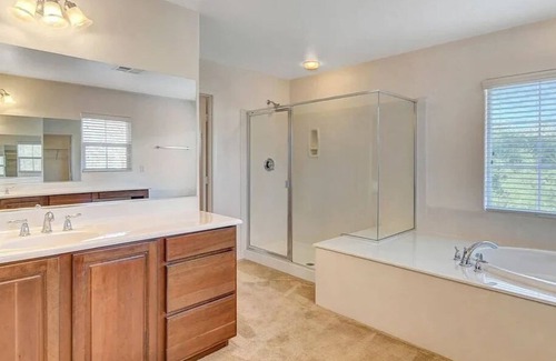 Summerlin South House | Summerlin home w/ mountain vistas! Close to Red Rock and Downtown Summerlin