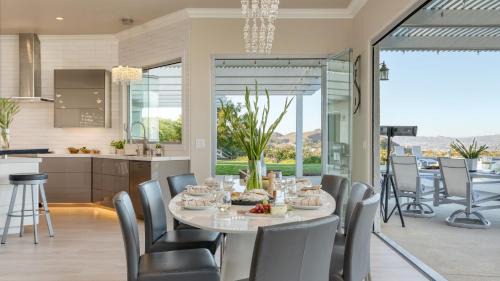 Temecula House | Summit Ranch by AvantStay Infinity Pool Views