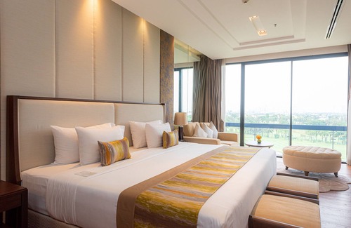 Bang Phli Hotel | Summit Windmill Golf Suite Hotel @Suvarnabhumi