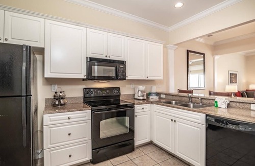 Pawleys Island Hotel | Sun and Fun 1 Bedroom Resort View Suite Sleeps 4