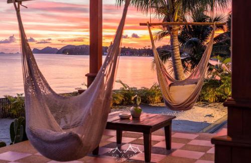 Ko Pha-ngan Villa | Sun and Sand Beachfront Pool Villa