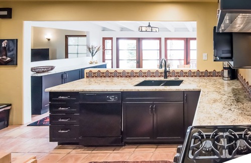 The Mesa Villa | Sun-drenched Villa with Pool, Space and Authentic Charm!