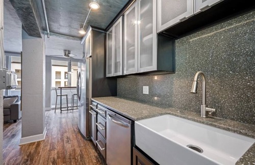 St. Petersburg Condo | Sun & Fun in an Urban Upscale Community.walk to Everything.