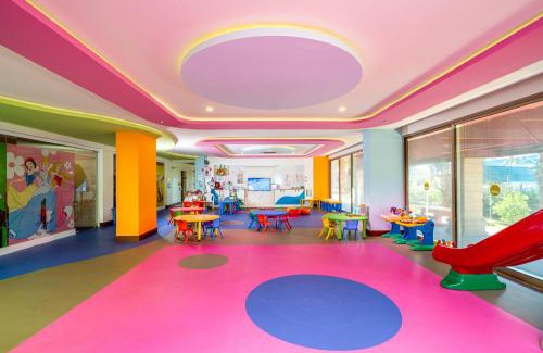 Payallar Hotel | Sun Heava Queen