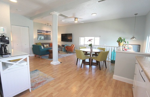 Pass-a-Grille Apartment | Sun, Sand & Serenity: Your Pass-A-Grille Beach Retreat Awaits