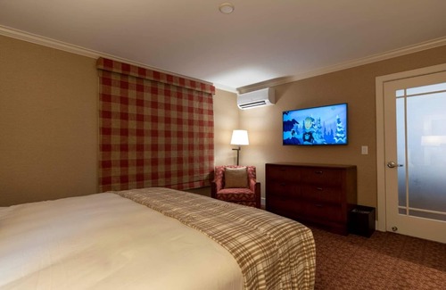 Elkhorn Hotel | Sun Valley Resort, Two Bedroom Lodge Apartment | 4 Units