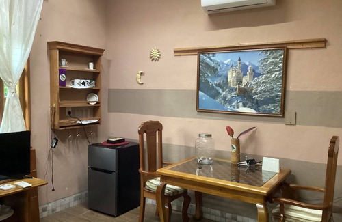 Tuxtla Chico Cabin | Sunbeam, two bedrooms, AA, Starlink, rustic pool, gardens, orchard.