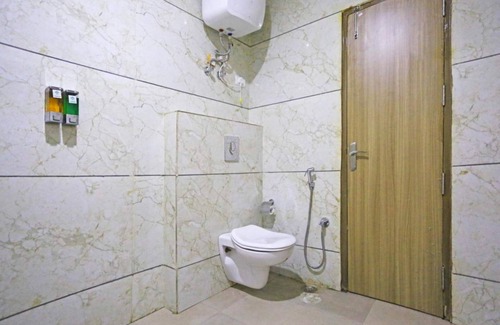 Deira Hotel | Sunday Luxury Creek Premier