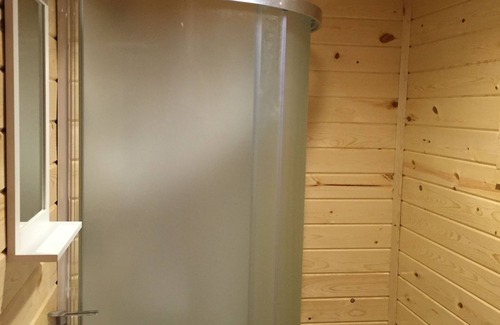 Spicer Cabin | Sunday - Sunday. June, July & August availability