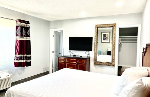 Downtown Hotel | Sundial Lodge