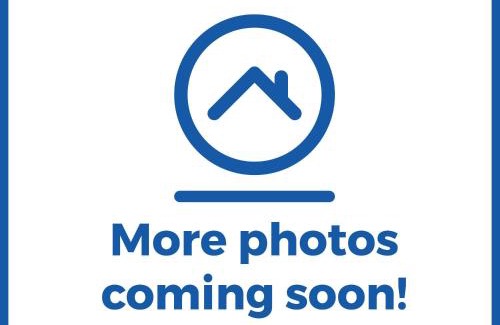 Earls Barton House | Sunflower