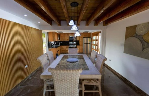 Juan Dolio Villa | Sunflower Villa+6br+private pool+hot jacuzzi+wifi