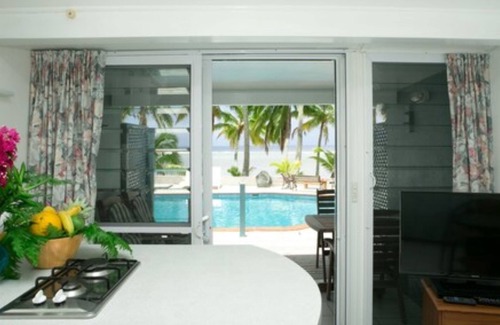 Arorangi Cottage | Sunhaven Beach Bungalows