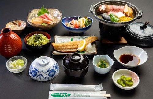 Shintotsukawa Hotel | Sunhills Sarai