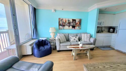 Ortona Park Apartment | Sunkissed-Modern Oceanfront Condo Daytona Beach