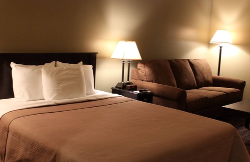 Devils Lake Hotel | Sunlac Inn Devils Lake