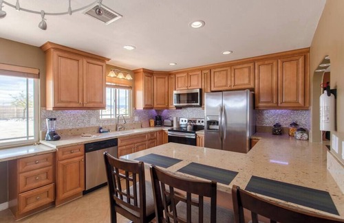 Wonder Valley House | Sunlight Retreat - 2.5 Acres, Pool, Spa, Desert