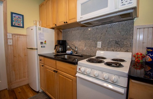 Saint Helena Island Resort | Sunny Poolside Suite Just Steps from Beach Club, Sandbar, & Tennis