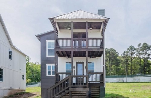 Guntersville House | Sunny Side Up at River Rocks Plantation
